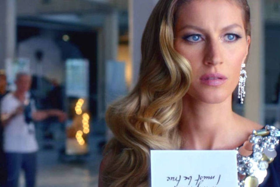 Chanel lança filme com Gisele Bündchen