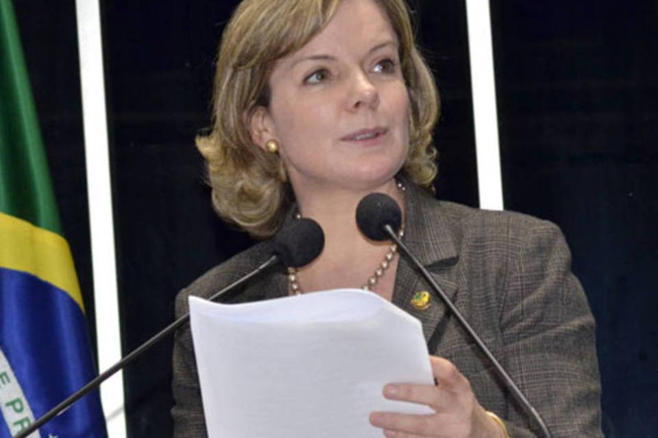 Senadora Gleisi Hoffmann propõe alíquota de 20% da CSLL