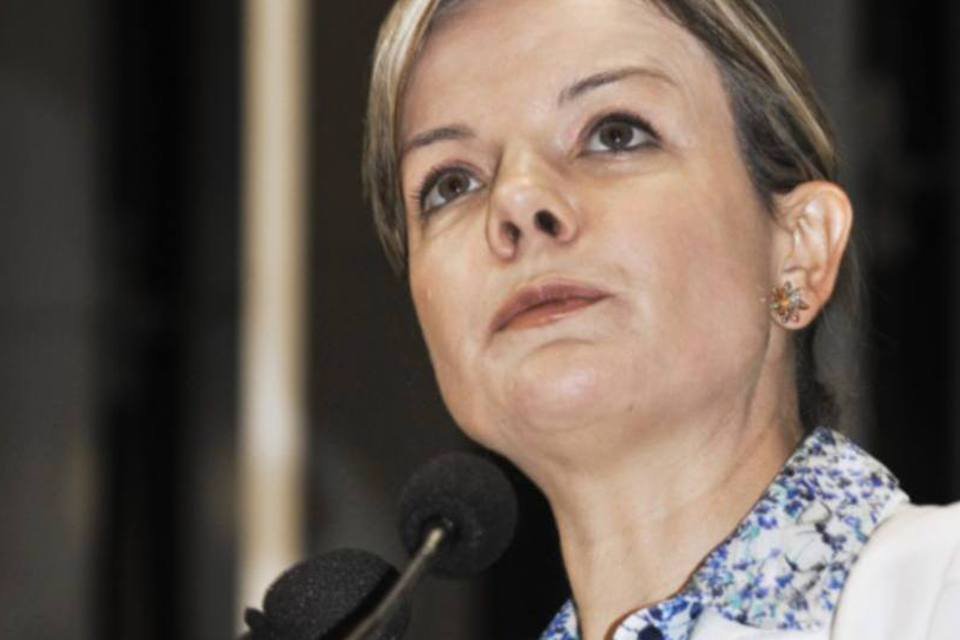 Nova ministra da Casa Civil, Gleisi Hoffmann, toma posse no Planalto