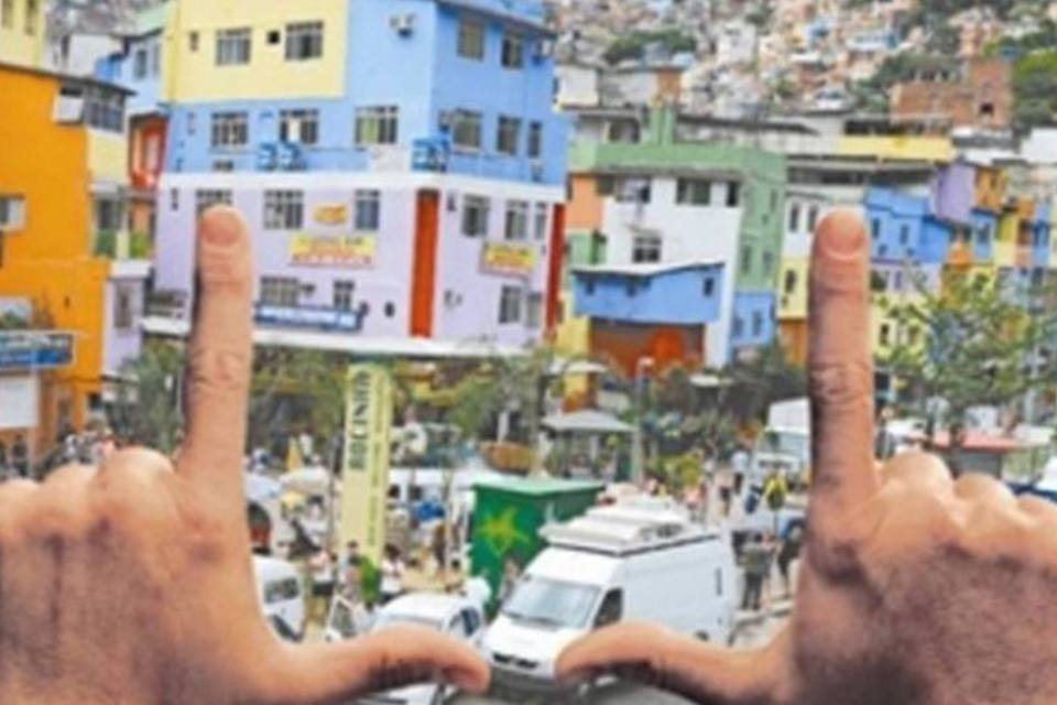 Favelas pacificadas vivem explosão imobiliária e comercial