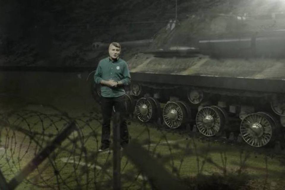 Chamada da Globo leva tanque de guerra ao Maracanã