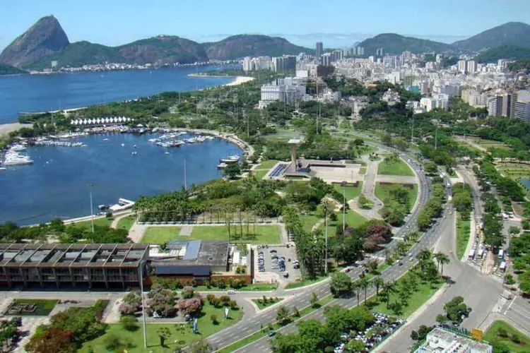 
	Rio de Janeiro: a sa&iacute;da da empresa mais experiente no setor de uma licita&ccedil;&atilde;o t&atilde;o importante &eacute; motivo de preocupa&ccedil;&atilde;o
 (Rodrigo Soldon/Wikimedia Commons)