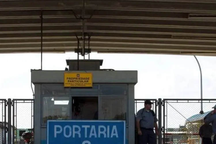 Entrada da GM em São José dos Campos (Roosevelt Cassio/Reuters)