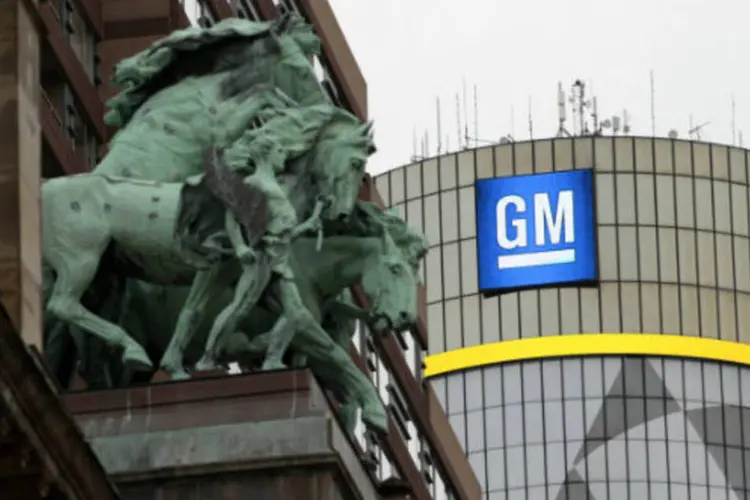 
	Pr&eacute;dio da GM: de acordo com a General Motors, o defeito pode ocasionar a movimenta&ccedil;&atilde;o involunt&aacute;ria do encosto, com risco de acidente e de danos materiais
 (Jeff Kowalsky/Bloomberg)