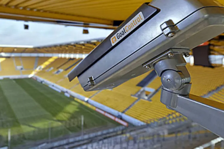 Câmera da tecnologia de análise de bola que será usada durante a Copa do Mundo 2014 (Divulgação)