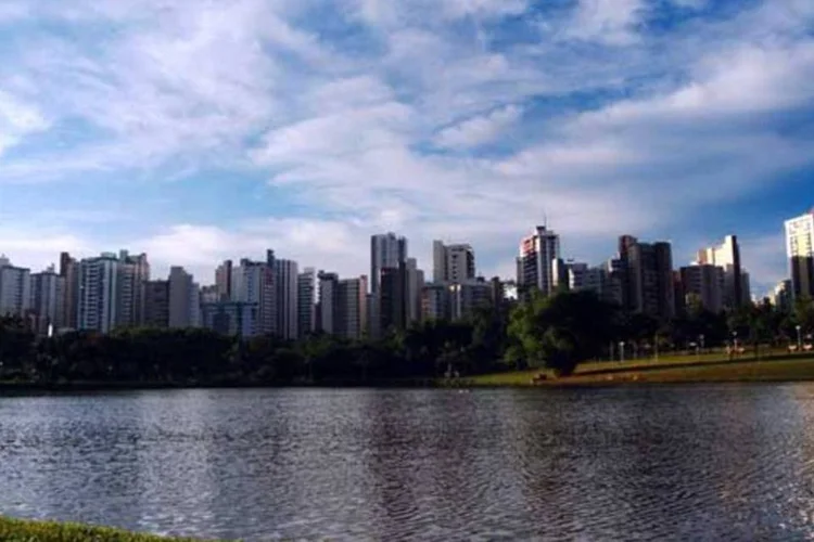 Projeto espaço para 205 lojas, 10 salas de cinema e 2.300 vagas cobertas de estacionamento (Arquivo)