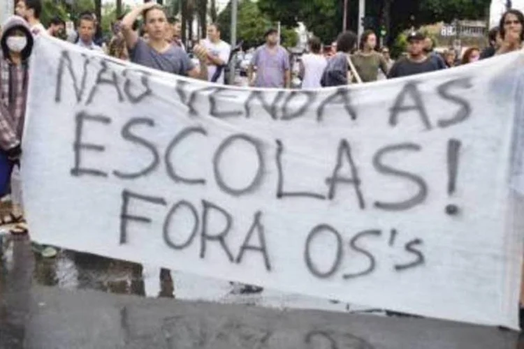 Movimento estudantil goiano não quer a privatização escolar (Reprodução/Facebook)