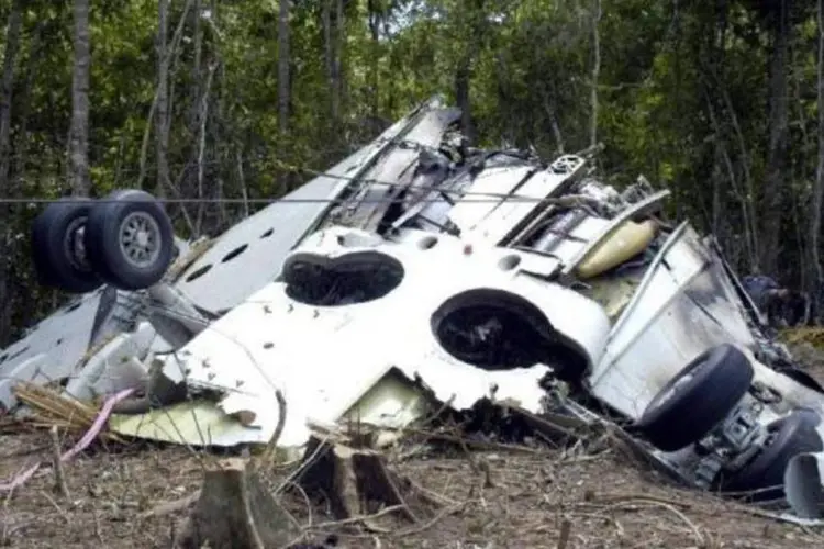 
	Restos do avi&atilde;o da Gol encontrados nas buscas feitas ap&oacute;s o seu desaparecimento dos radares, em 2006
 (Força Aérea Brasileira/Divulgação)