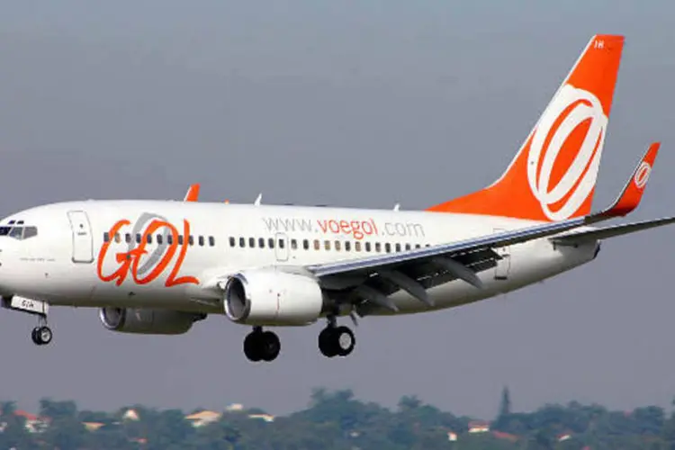 
	Avi&atilde;o da Gol LInhas A&eacute;reas: a empresa pretende encerrar 2013 com 136 aeronaves
 (Wikicommons)