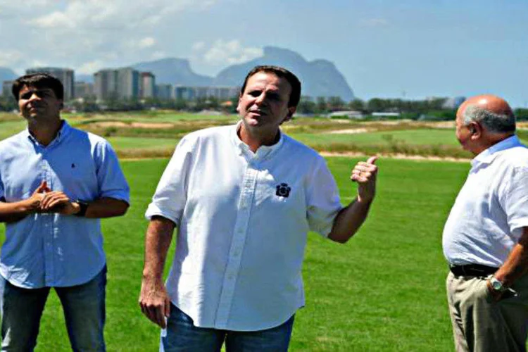 
	Obra, constru&iacute;da por um alto custo e que levou ao deflorestamento de parte de uma reserva, foi entregue por Eduardo Paes ao C&ocirc;mite Ol&iacute;mpico
 (Tomaz Silva/Agência Brasil)