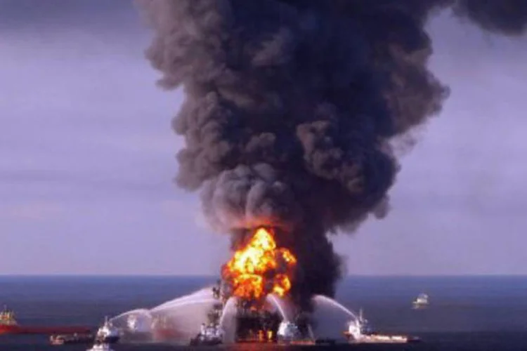 Lucro da BP cai 67% no terceiro trimestre de 2010