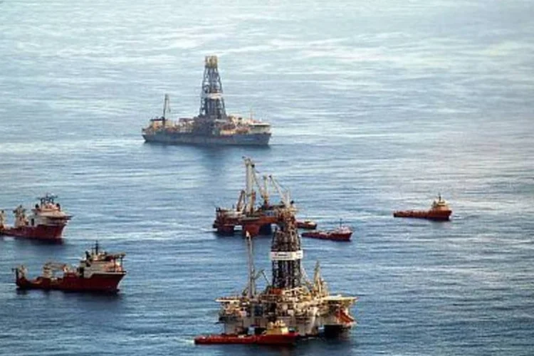 Área do Golfo do méxico após acidente de abril de 2010 (.)