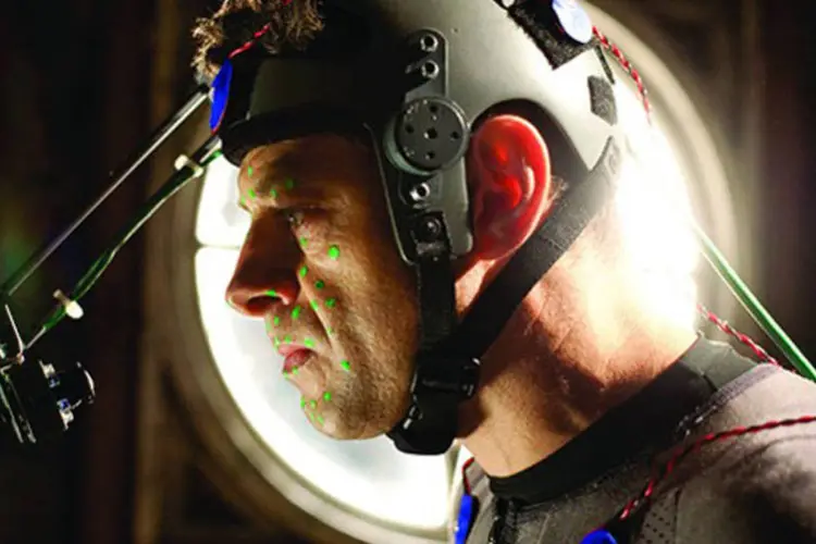Uma câmera acoplada ao capacete capta as expressões do ator Andy Serkis, para dar vida a personagens como Gollun (Info)