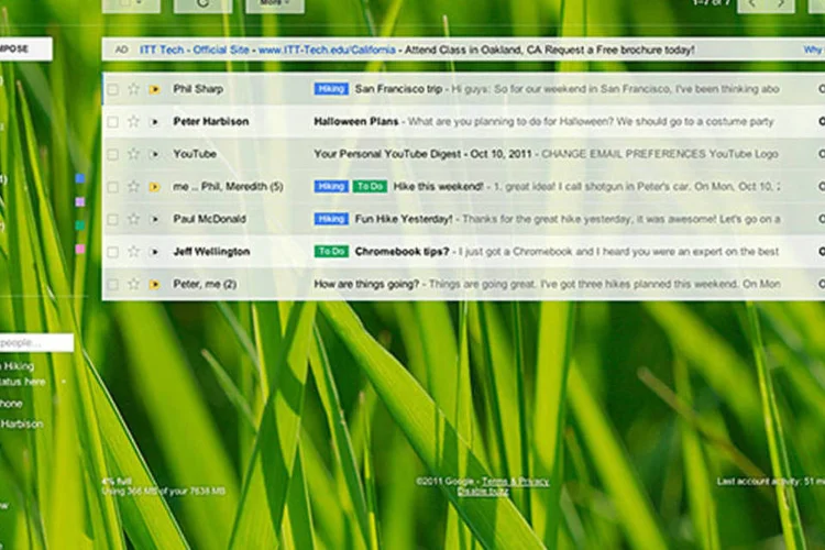 O Google liberou novos temas que permitem alterar as cores e acrescentar imagens de fundo ao Gmail (Reprodução)