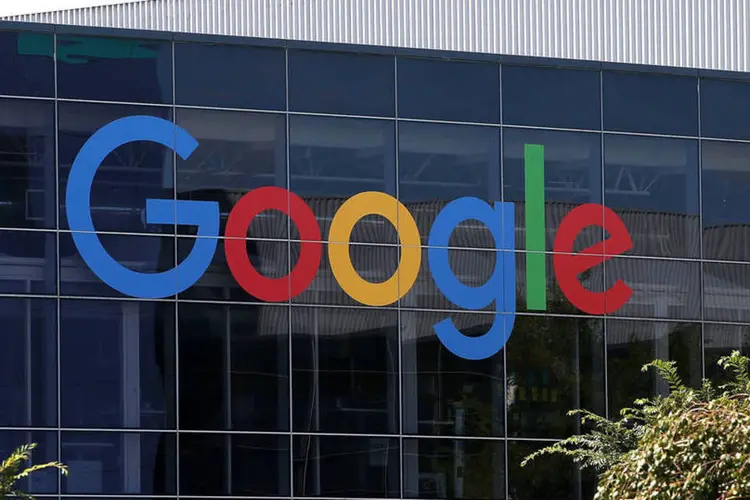 Google: as ações da Alphabet caíam mais de 3% nesta terça-feira (Justin Sullivan/Getty Images)