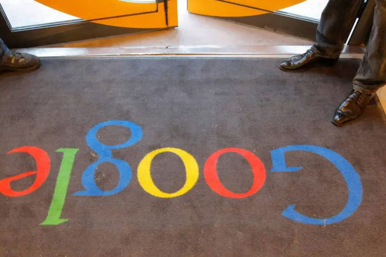 
	Google: as autoridades fiscais francesas exigiam 1,6 bilh&atilde;o em impostos atrasados do gigante da alta tecnologia
 (Jacques Brinon / Reuters)