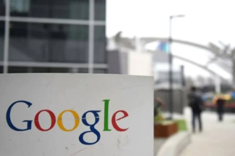 Sede da Google em Mountain View, Califórnia: empresa reagiu rapidamente depois que um internauta denunciou uma foto polêmica na rede social Twitter (Susana Bates/AFP)