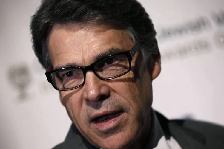 
	Rick Perry: pol&iacute;tico foi candidato &agrave;s prim&aacute;rias&nbsp;para a presid&ecirc;ncia dos EUA&nbsp;em 2012
 (Mike Segar/Reuters)
