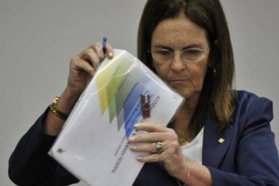 Petrobras terá resultado positivo no ano, diz Graça Foster
