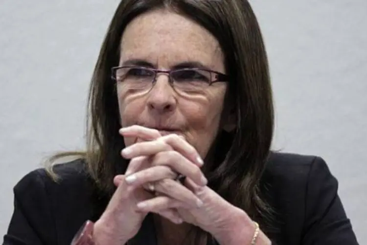 
	Gra&ccedil;a Foster: al&eacute;m da presidente da Petrobras, outras autoridades devem participar de audi&ecirc;ncia p&uacute;blica&nbsp;
 (Ueslei Marcelino/Reuters)