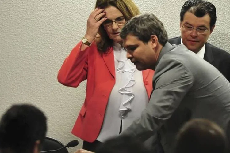 
	Gra&ccedil;a Foster: presidente da Petrobras disse que conselho de administra&ccedil;&atilde;o da estatal jamais aprovou compra dos outros 50% de Pasadena pela oferta da antiga s&oacute;cia belga
 (Antonio Cruz/Agência Brasil)