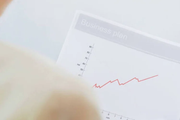 Contas: para a empresa crescer, é preciso deixar as finanças em ordem (Dreamstime.com)