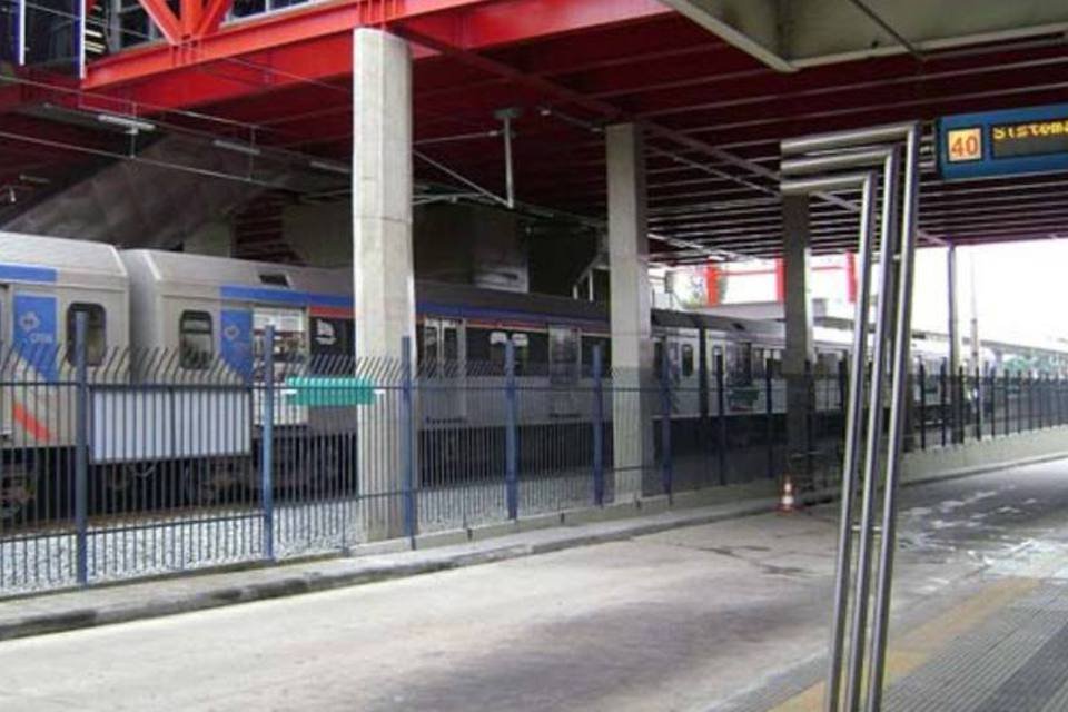 Linha 9 da CPTM é interrompida entre Pinheiros e Grajaú
