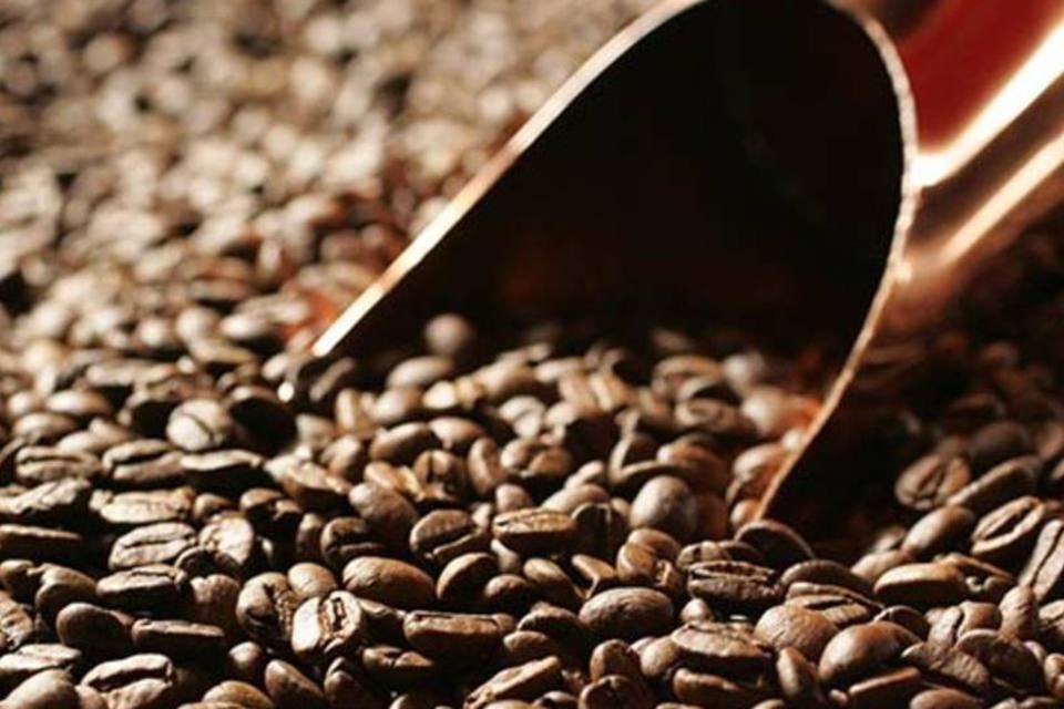 Conab prevê queda de até 5,4% na safra de café em 2014