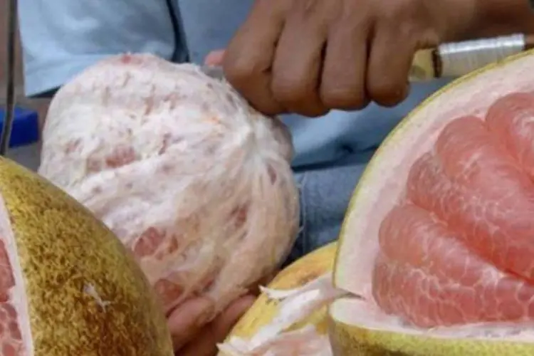 Grapefruit: Mais de 85 remédios interagem com a fruta
 (AFP/File / Jay Directo)