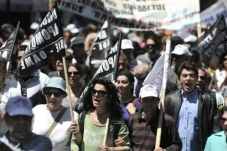 Prostestos devem paralisar a Grécia e causar tumultos nas ruas da capital Atenas (Aris Messinis/AFP)