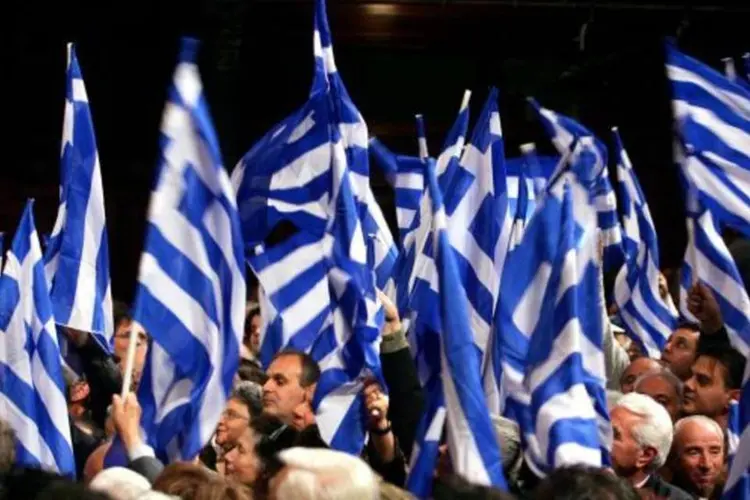 Decisão grega afetou as bolsas. Londres recua 1,48%, Frankfurt cede 2,61% e Paris perde 2,40% (Paul MIller/Getty Images)