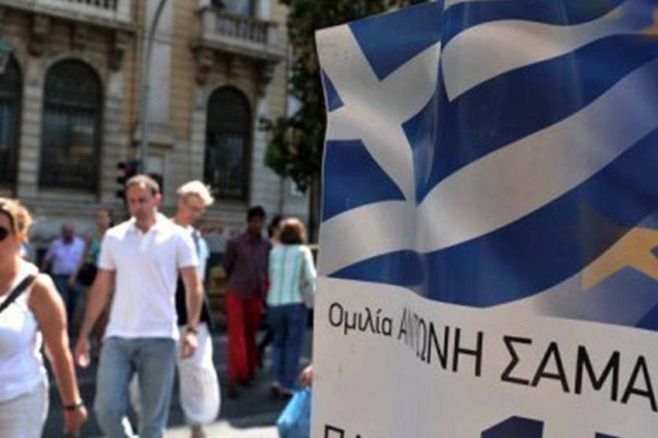 Gregos decidem neste domingo seu futuro na Eurozona