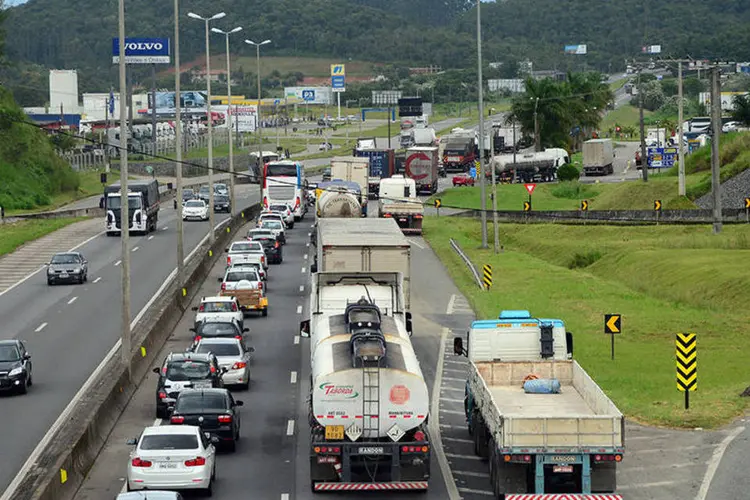 Caminhoneiros ainda mantêm trechos de rodovias bloqueados nesta terça-feira (3) em Santa Catarina, no 14º dia consecutivo de protesto (Nilson Bastian/Câmara dos Deputados)