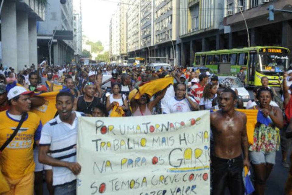 Greve dos garis de Niterói chega ao fim