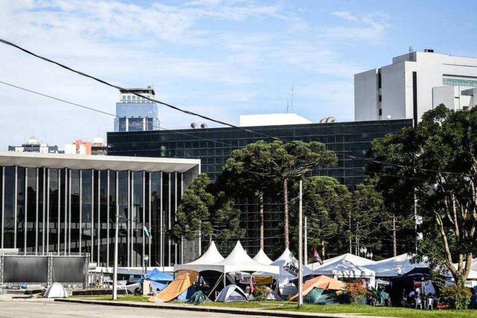 O tamanho do rombo nas contas públicas do Paraná
