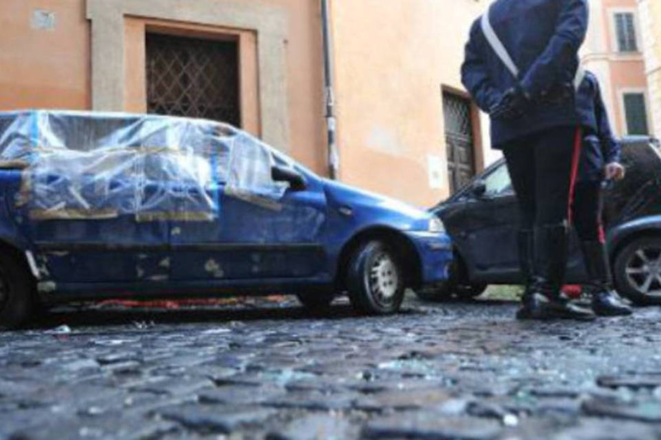 Bomba explode perto de igreja francesa em Roma