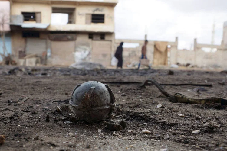 
	S&iacute;ria: tanto o EI como a Frente al Nusra est&atilde;o exclu&iacute;dos do cessar-fogo
 (Alaa Al-Faqir / Reuters)