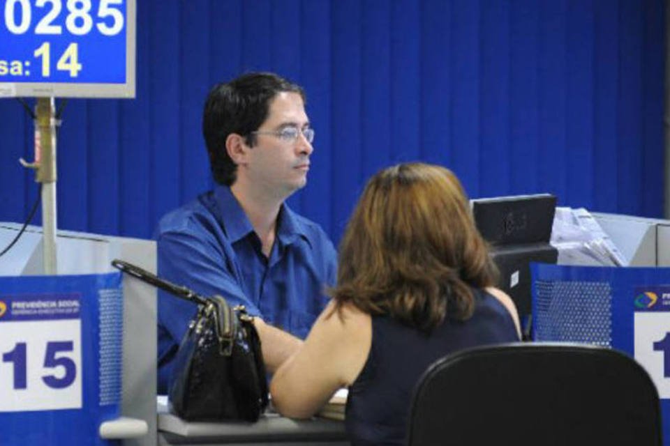 Agências do INSS podem atender ao público na próxima terça
