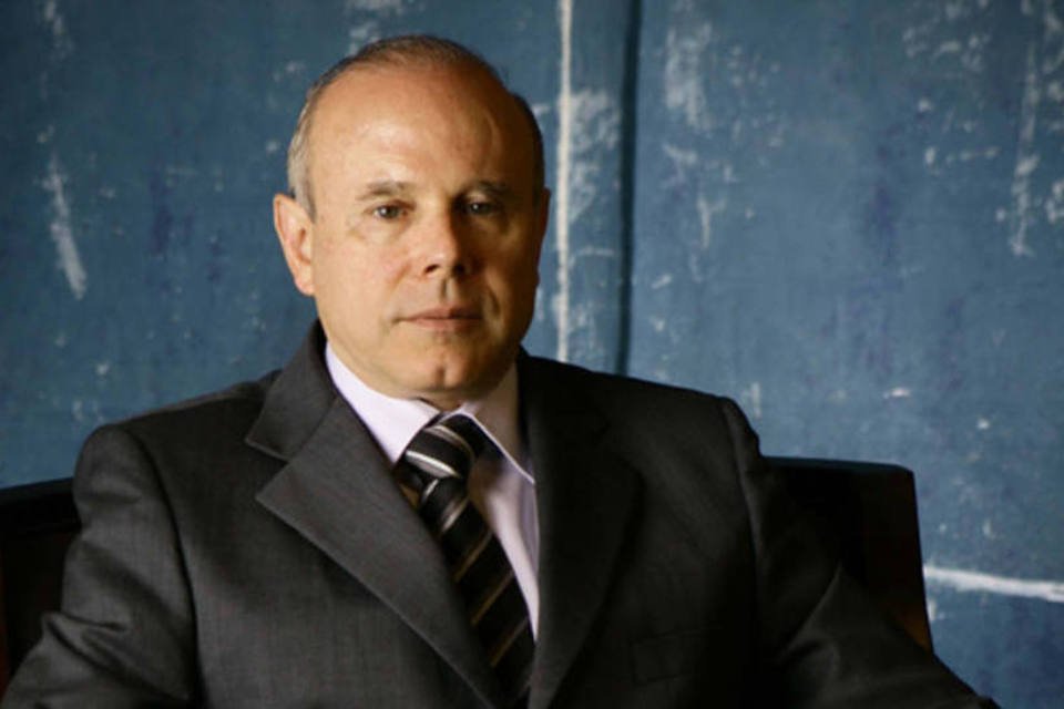 Só Mantega está tranquilo