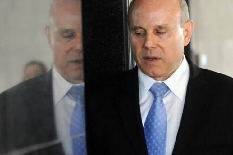 Guido Mantega: governo continuará a adotar medidas para tentar impedir a valorização do real (Antonio Cruz/AGÊNCIA BRASIL)