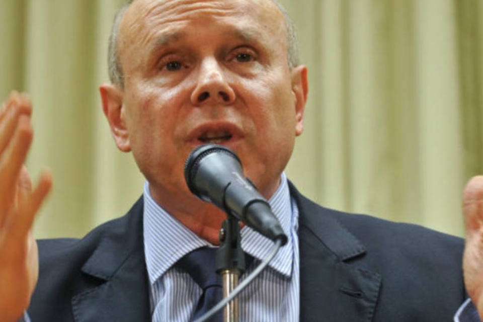 Cenário mais pessimista é PIB de 0,8% no 4º tri, diz Mantega