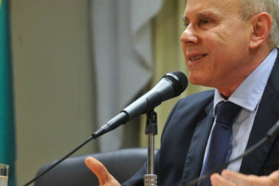 Mantega anuncia redução da TJLP para 5% ao ano