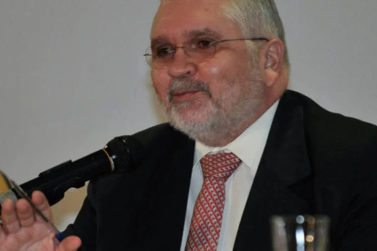 O procurador-geral da República, Roberto Gurgel: para o procurador-geral, é fundamental que a atividade policial tenha controle externo, assim como ocorre em outros órgãos. (Antonio Cruz/ABr)