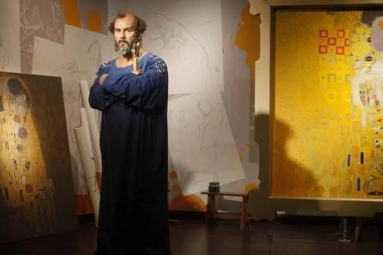 Imagem de cera do artista austríaco Gustav Klimt exibido no museu Madam Tussauds, em Viena (Herwig Prammer/Reuters)