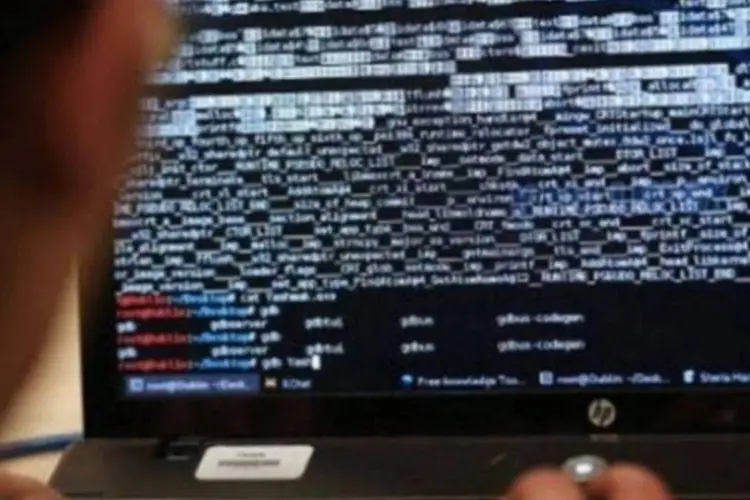 
	Hacker: o Ex&eacute;rcito afirmou em comunicado que os hackers comprometeram um elemento de conte&uacute;do do servi&ccedil;o de provedor para o dom&iacute;nio army.mil
 (Thomas Samson/AFP)