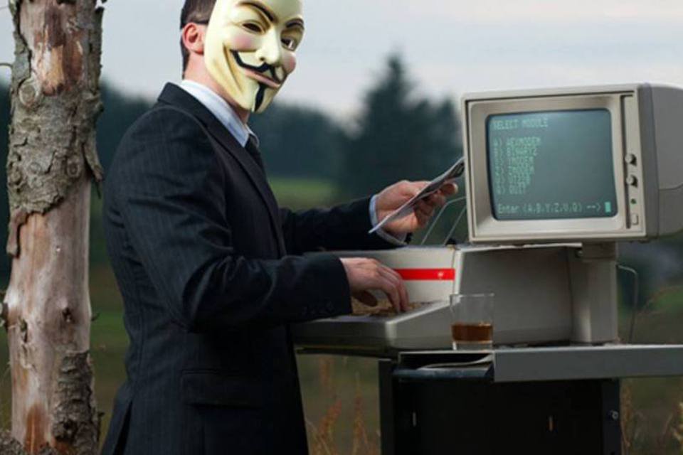 Anonymous diz ter atacado sites oficiais na Grécia