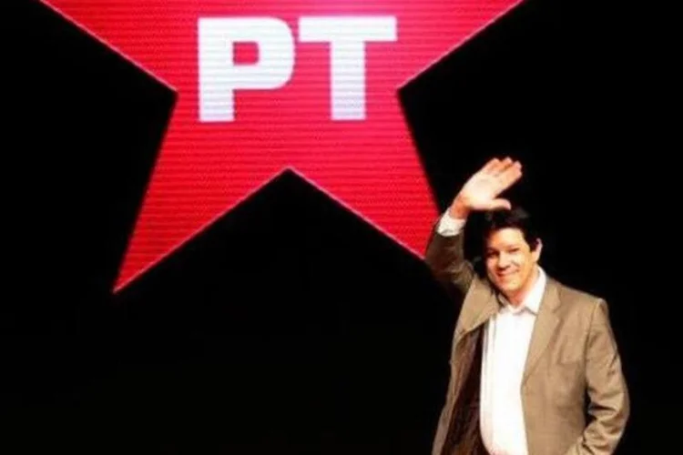 
	O comit&ecirc; de campanha de Fernando Haddad, candidato do PT, pediu ao MPE a abertura de inqu&eacute;rito civil para averiguar a conduta dos gestores p&uacute;blicos no epis&oacute;dio
 (Divulgação/Facebook)