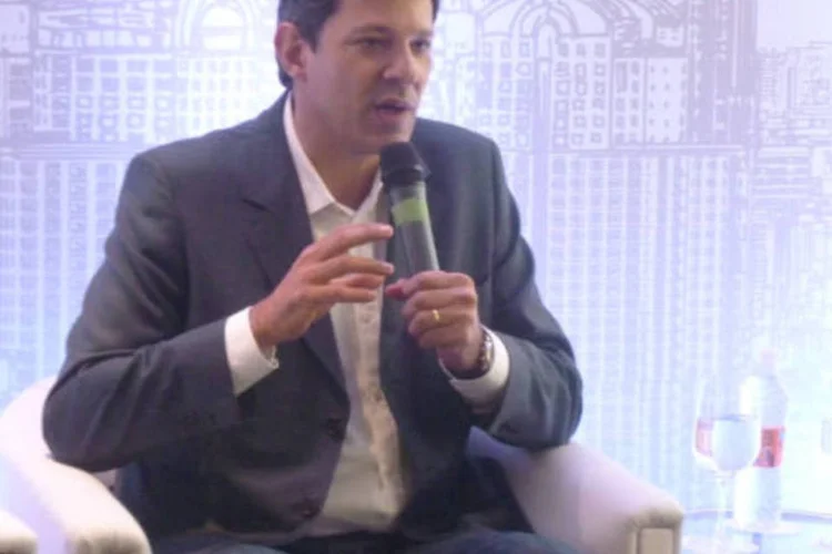
	Haddad admitiu que houve um aumento no n&uacute;mero de ocorr&ecirc;ncias policiais entre 2h30 e 5h, mas negou que isso esteja relacionado a um suposto corpo mole dos policiais militares
 (Amanda Previdelli/EXAME.com)