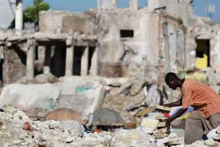 Devastação no Haiti: 17 vezes mais pessoas morreram por desastres naturais em 2010 (Getty Images)