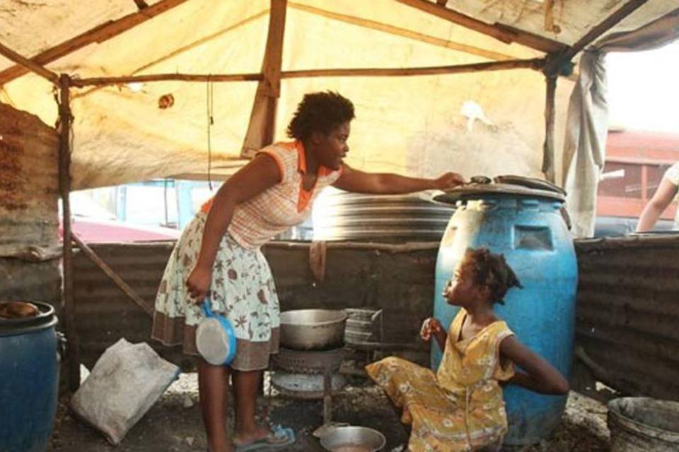 Depois de terremoto no Haiti, 500 mil ainda vivem em acampamentos
